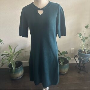 Paraphrase || forest green knit dress with twist keyhole